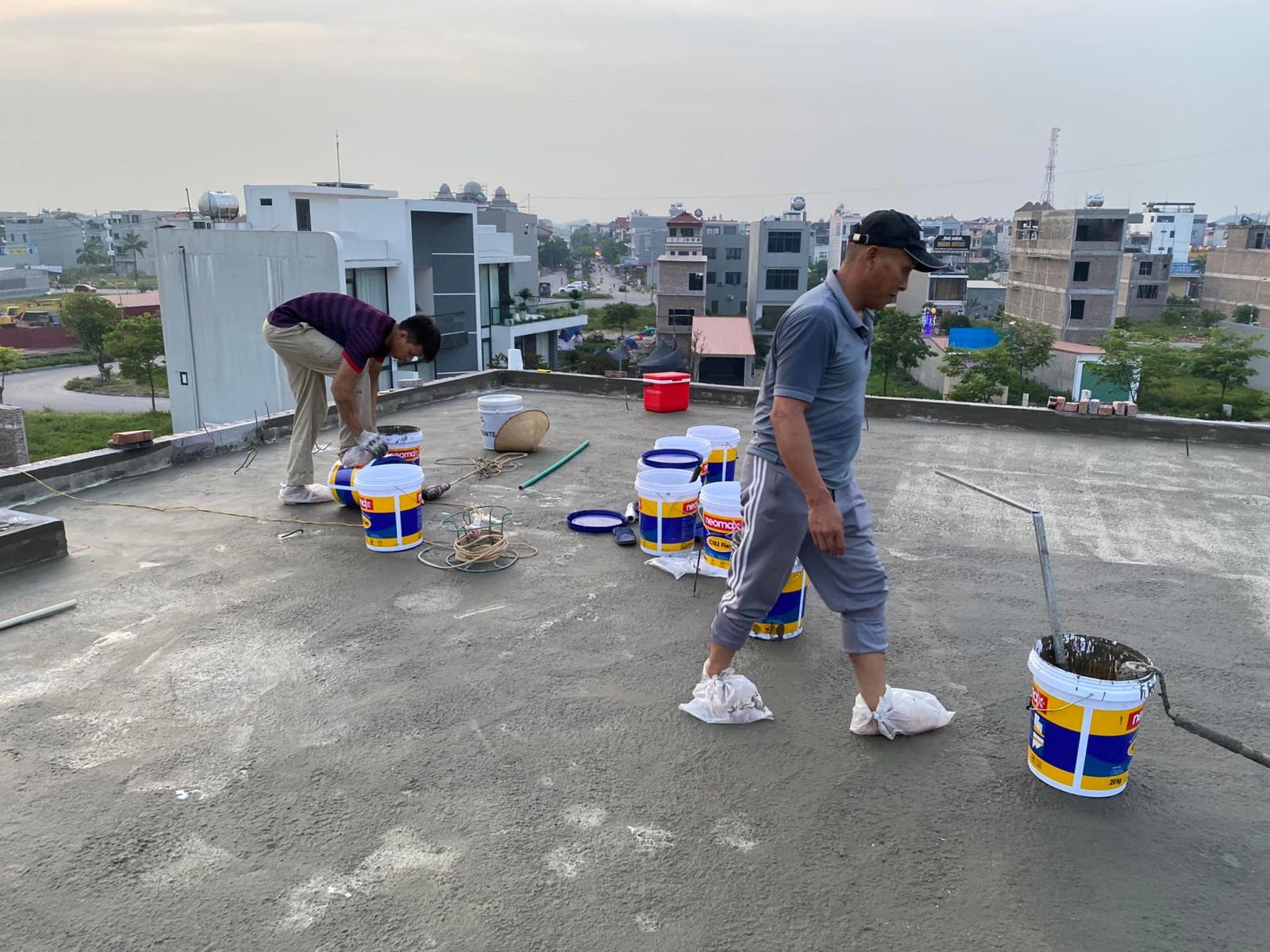 Chống thấm sàn bằng dung dịch 2 thành phần Flex 102